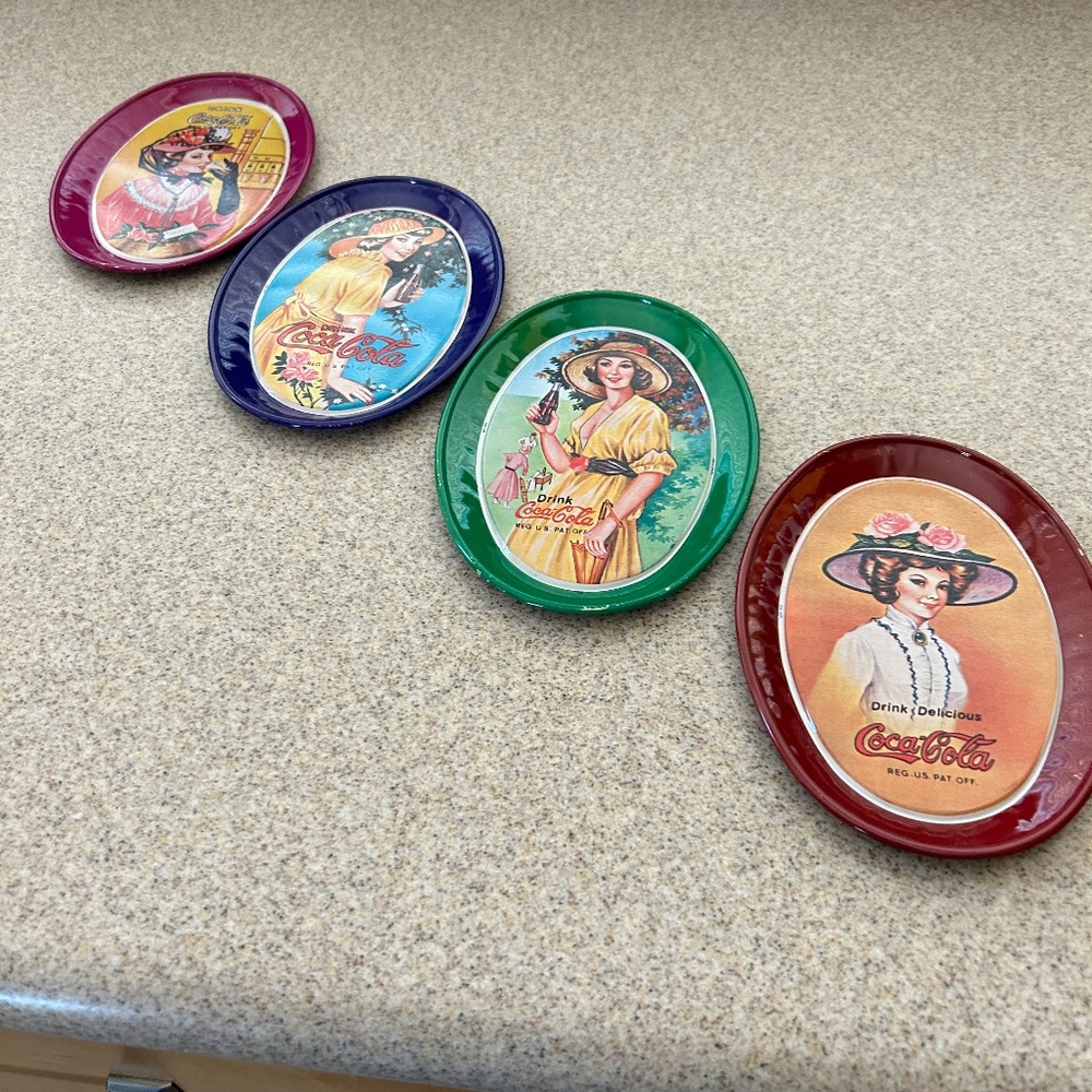 Vintage Mini Coca Cola Metal Tray Set - 4 - Picture 2 of 12